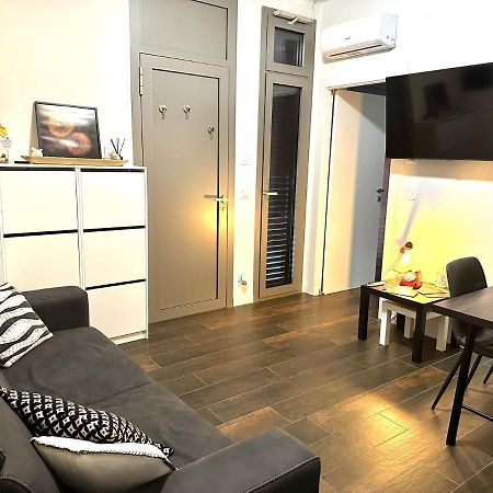 Axi House Appartement Bologna Buitenkant foto